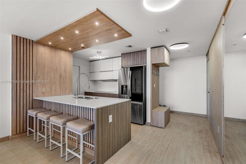 Picture of 600 NE 27Th St # 1102, Miami FL 33137