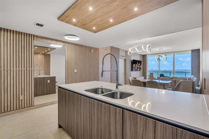 Picture of 600 NE 27Th St # 1102, Miami FL 33137