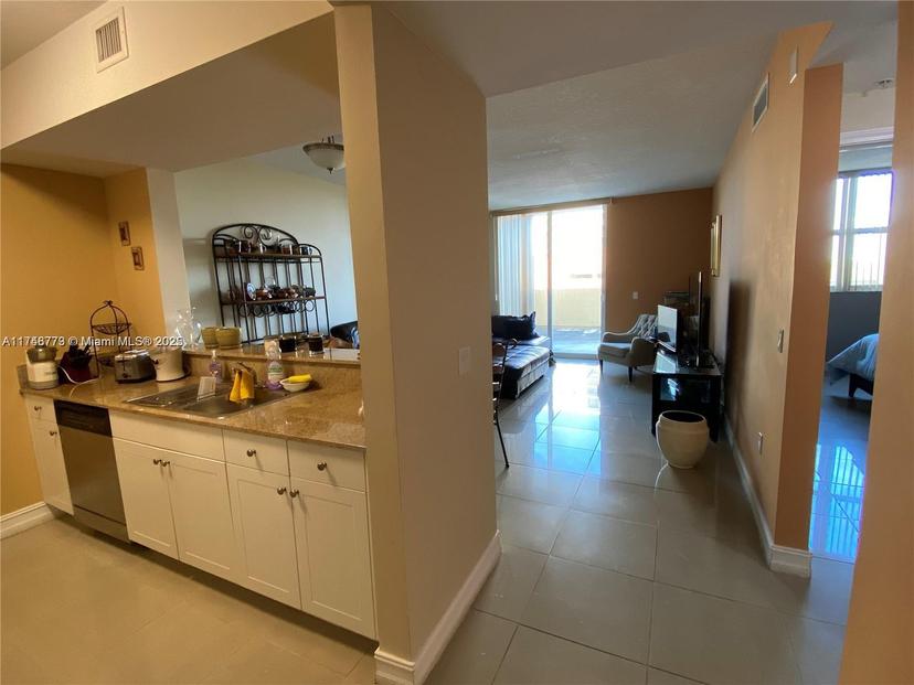 Picture of 117 NW 42Nd Ave # 507, Miami FL 33126