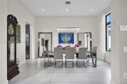 Picture of 5649 W Brookfield Cir W, Hollywood, FL 33312