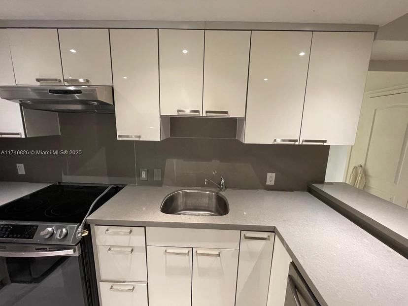 Picture of 3625 N Country Club Dr # 2603, Aventura FL 33180