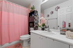 Picture of 2873 SE 15Th Rd # 68, Homestead, FL 33035
