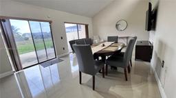 Picture of 10885 NW 30Th Pl # 493, Sunrise, FL 33322