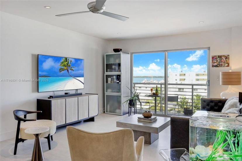 Picture of 1450 Lincoln Rd # 705, Miami Beach FL 33139