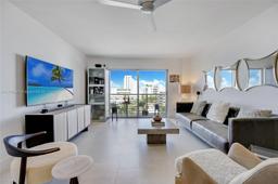 Picture of 1450 Lincoln Rd # 705, Miami Beach, FL 33139