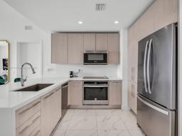 Picture of 2000 Metropica Way # 1507, Sunrise, FL 33323