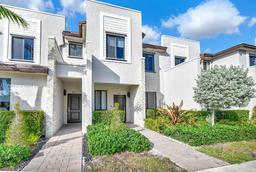 Picture of 847 NE 211Th St # 00, Miami, FL 33179