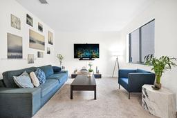 Picture of 847 NE 211Th St # 00, Miami, FL 33179