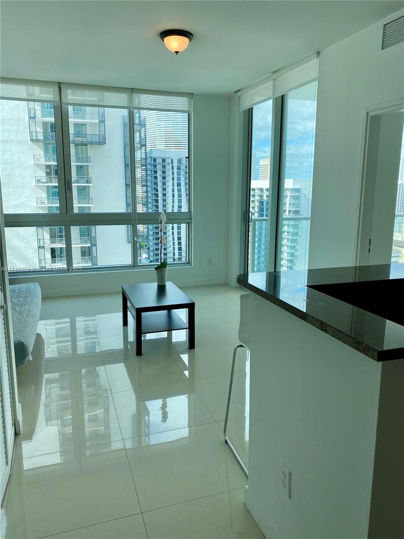 Picture of 300 S Biscayne Blvd # 2711, Miami FL 33131