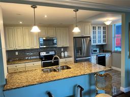 Picture of 4350 Hillcrest Dr # 800, Hollywood, FL 33021