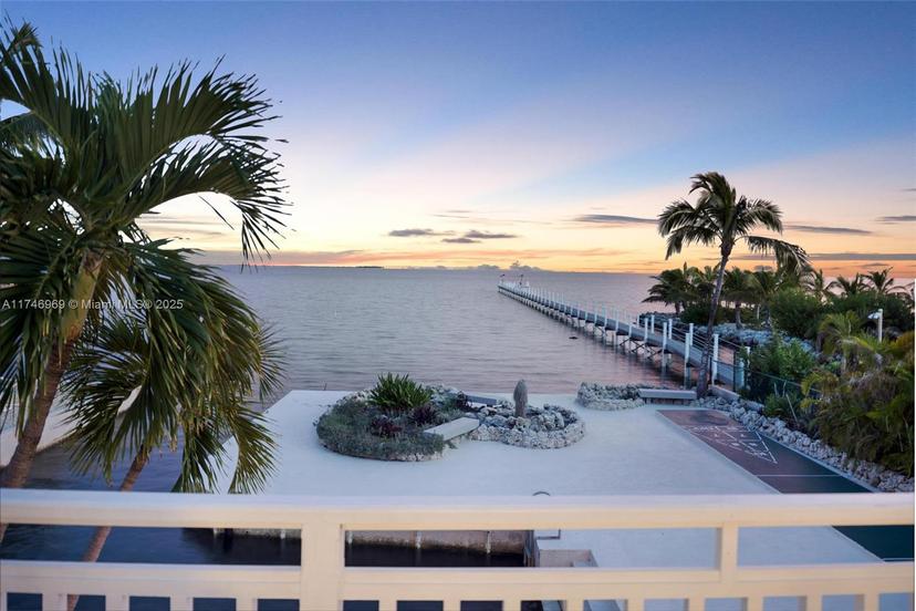 Picture of 815 E Shore Dr, Lower Keys FL 33042