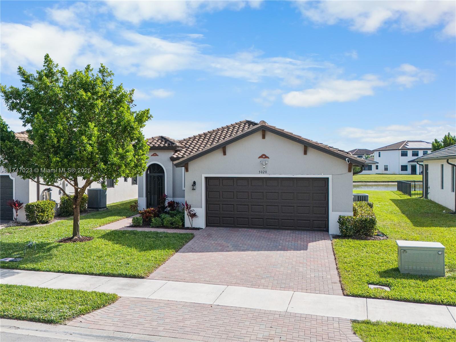 Picture of 5028 Arancia Ln, Ave Maria, FL 34142