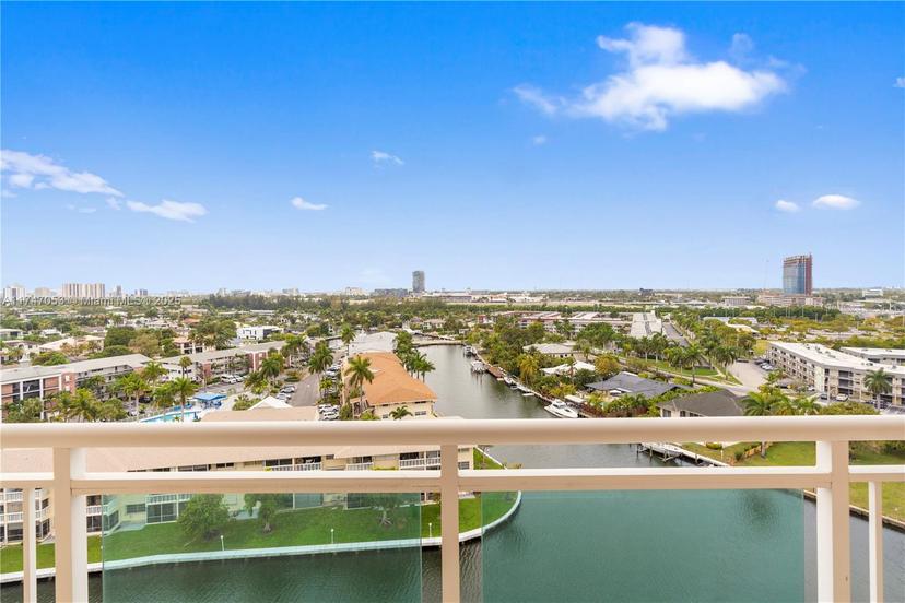 Picture of 437 Golden Isles Dr # 12J, Hallandale Beach FL 33009