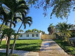 Picture of 5510 SW 37Th Ct, Davie, FL 33314