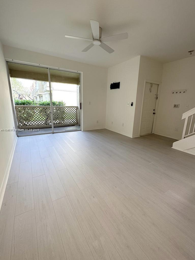 Picture of 18316 NW 68Th Ave # I, Hialeah FL 33015