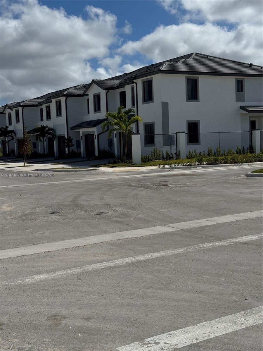 Picture of 19032 SW 345Th Ter # C, Homestead, FL 33034
