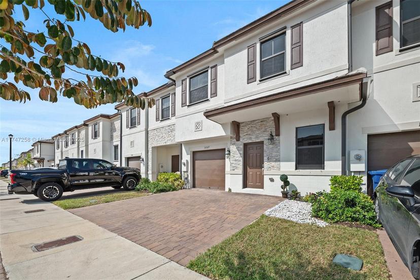 Picture of 10107 SW 231St Ln, Miami FL 33190