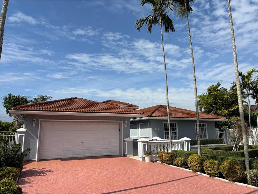 Picture of 1994 SW 142Nd Ct, Miami FL 33175