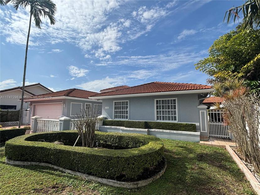 Picture of 1994 SW 142Nd Ct, Miami FL 33175