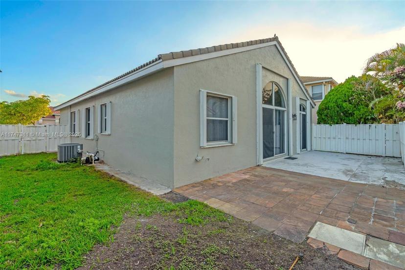 Picture of 16233 NW 17Th St, Pembroke Pines FL 33028
