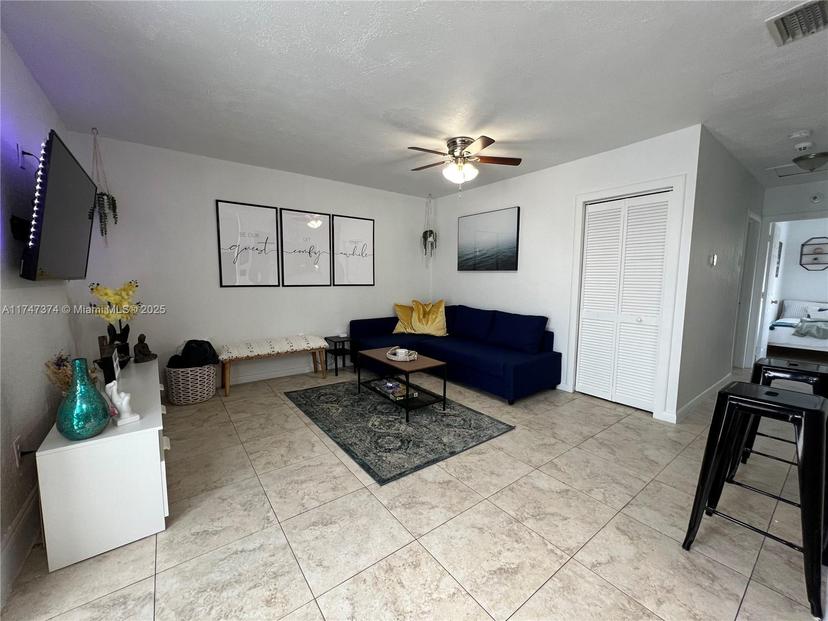 Picture of 7570 Simms St, Hollywood FL 33024