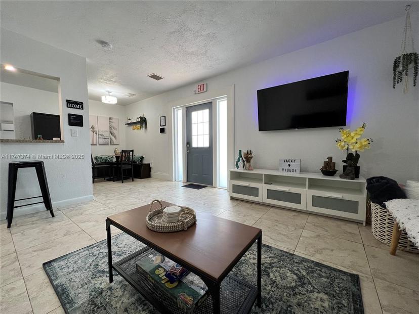 Picture of 7570 Simms St, Hollywood FL 33024