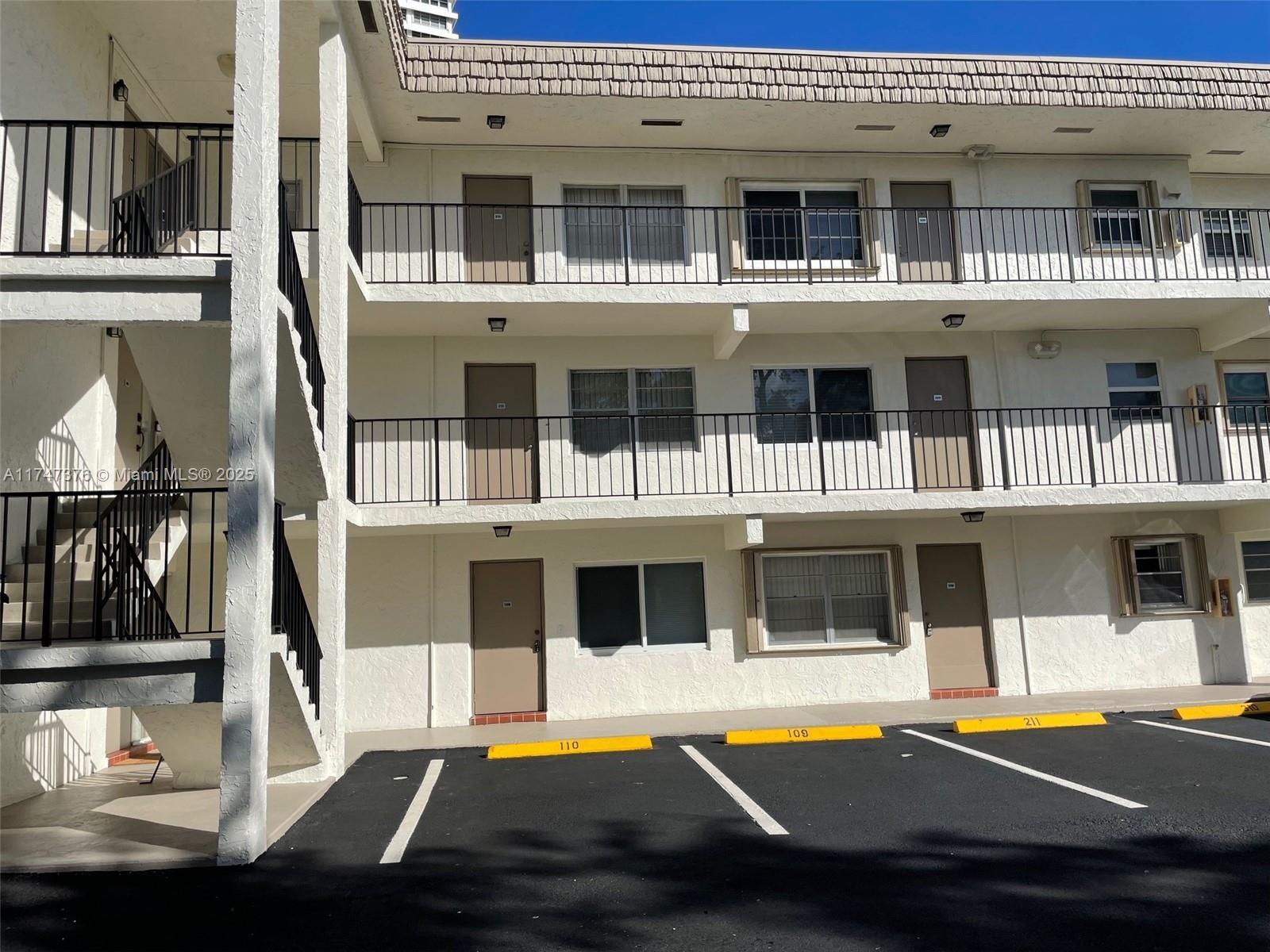 Picture of 4143 N Ocean Blvd # 108, Fort Lauderdale, FL 33308