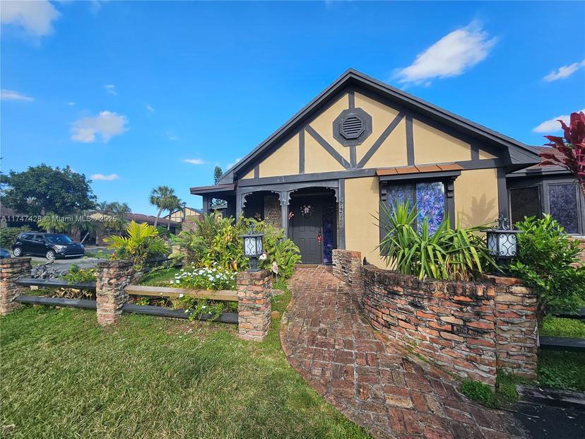 Picture of 4471 NW 93Rd Way, Sunrise FL 33351