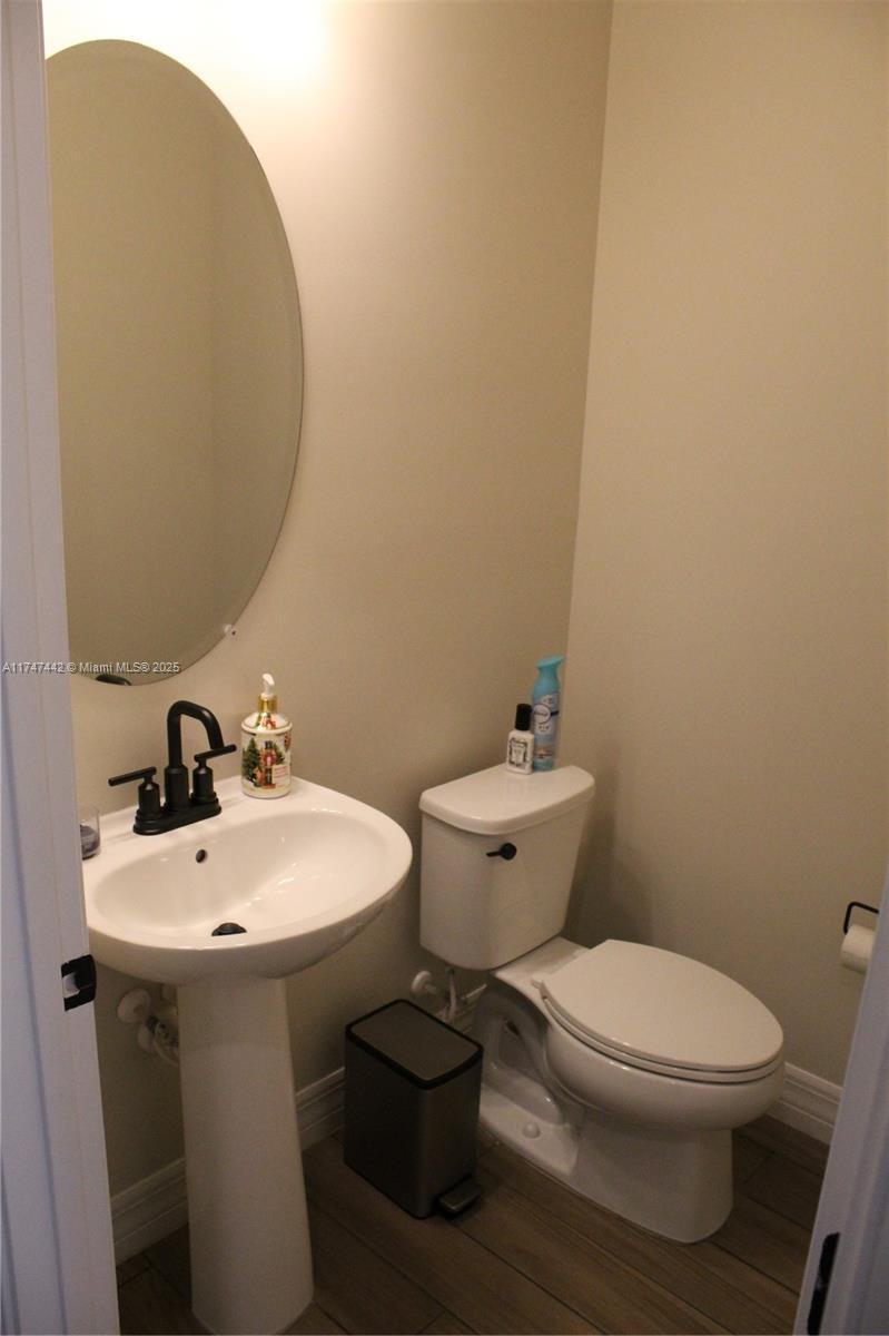 Picture of 4408 W Appleton Cir W # 0, Oakland Park FL 33309