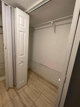 Picture of 661 N University Dr # 103, Pembroke Pines, FL 33024