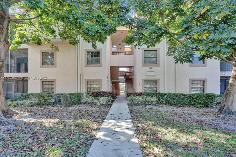 Picture of 10690 NW 14Th St # 128, Plantation FL 33322