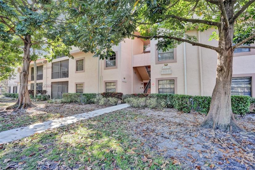 Picture of 10690 NW 14Th St # 128, Plantation FL 33322