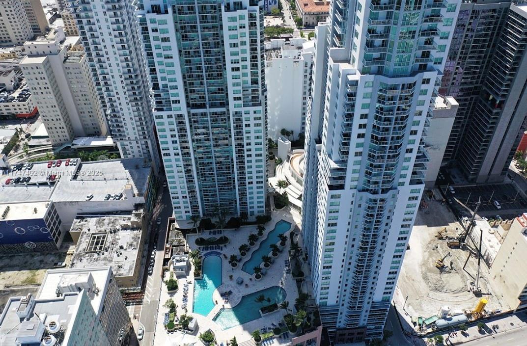 Picture of 253 NE 2Nd St # 3202, Miami, FL 33132