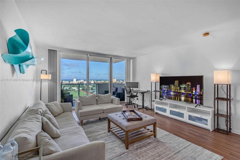Picture of 1200 West Ave # 1510, Miami Beach FL 33139
