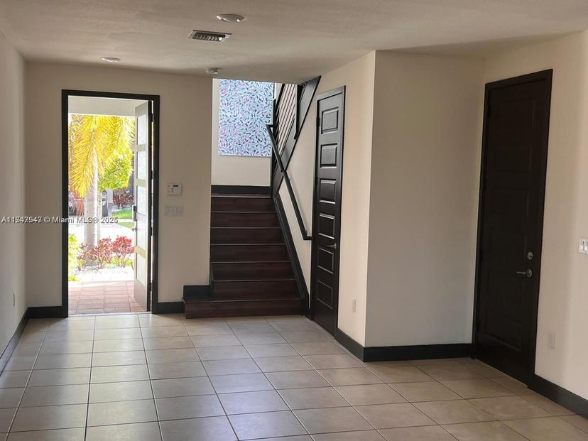 Picture of 15680 NW 91St Ct, Miami Lakes FL 33018
