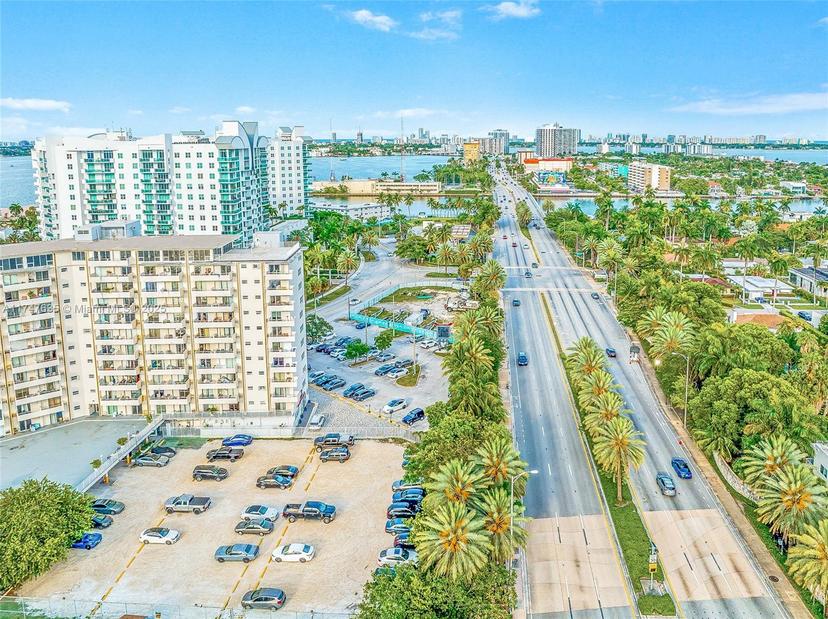 Picture of 7904 West Dr # 203, North Bay Village FL 33141