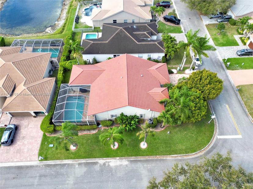 Picture of 5872 NW 73Rd Ct, Parkland FL 33067