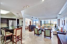 Picture of 19667 Turnberry Way # 12F, Aventura, FL 33180