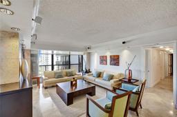 Picture of 19667 Turnberry Way # 12F, Aventura, FL 33180