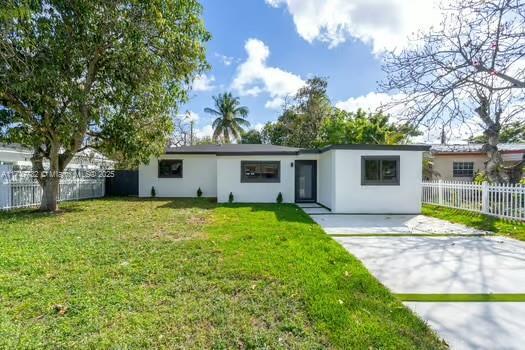 Picture of 46 NE 172Nd St, North Miami Beach FL 33162
