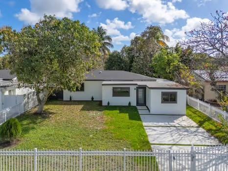 Picture of 46 NE 172Nd St, North Miami Beach FL 33162