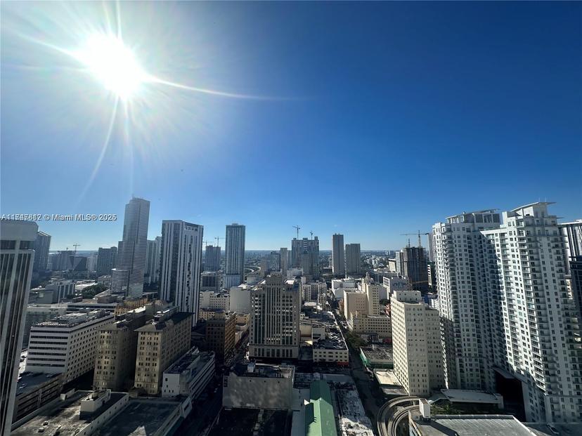 Picture of 50 Biscayne Blvd # 3505, Miami FL 33132