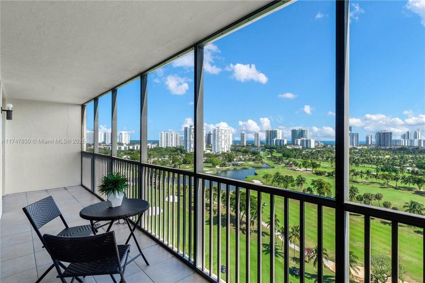 Picture of 20335 W Country Club Dr # 1706, Aventura FL 33180