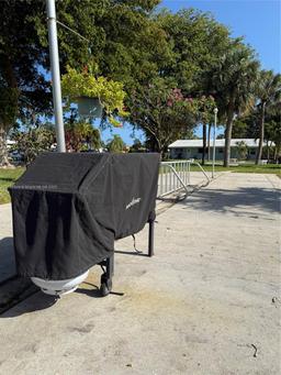 Picture of 3801 NE 22Nd Ter # 12, Lighthouse Point, FL 33064
