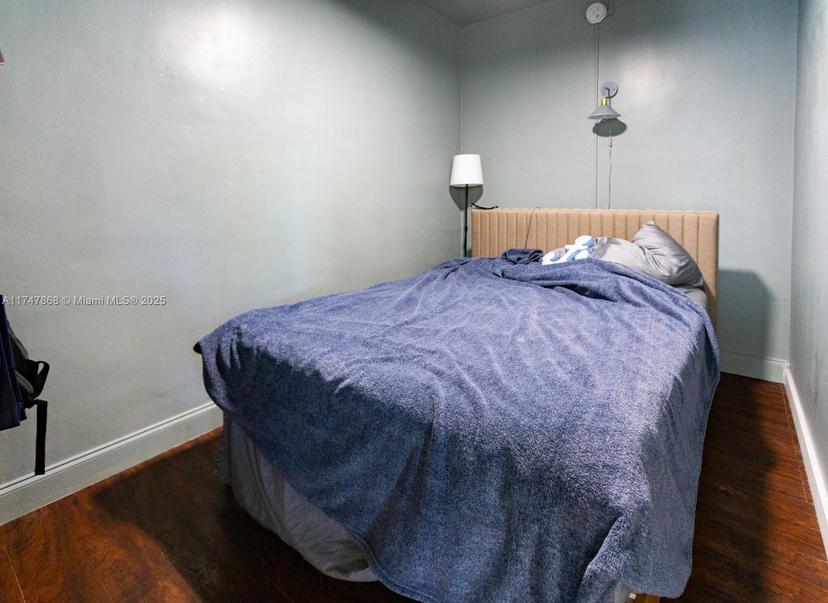Picture of 8420 Byron Ave # 6, Miami Beach FL 33141
