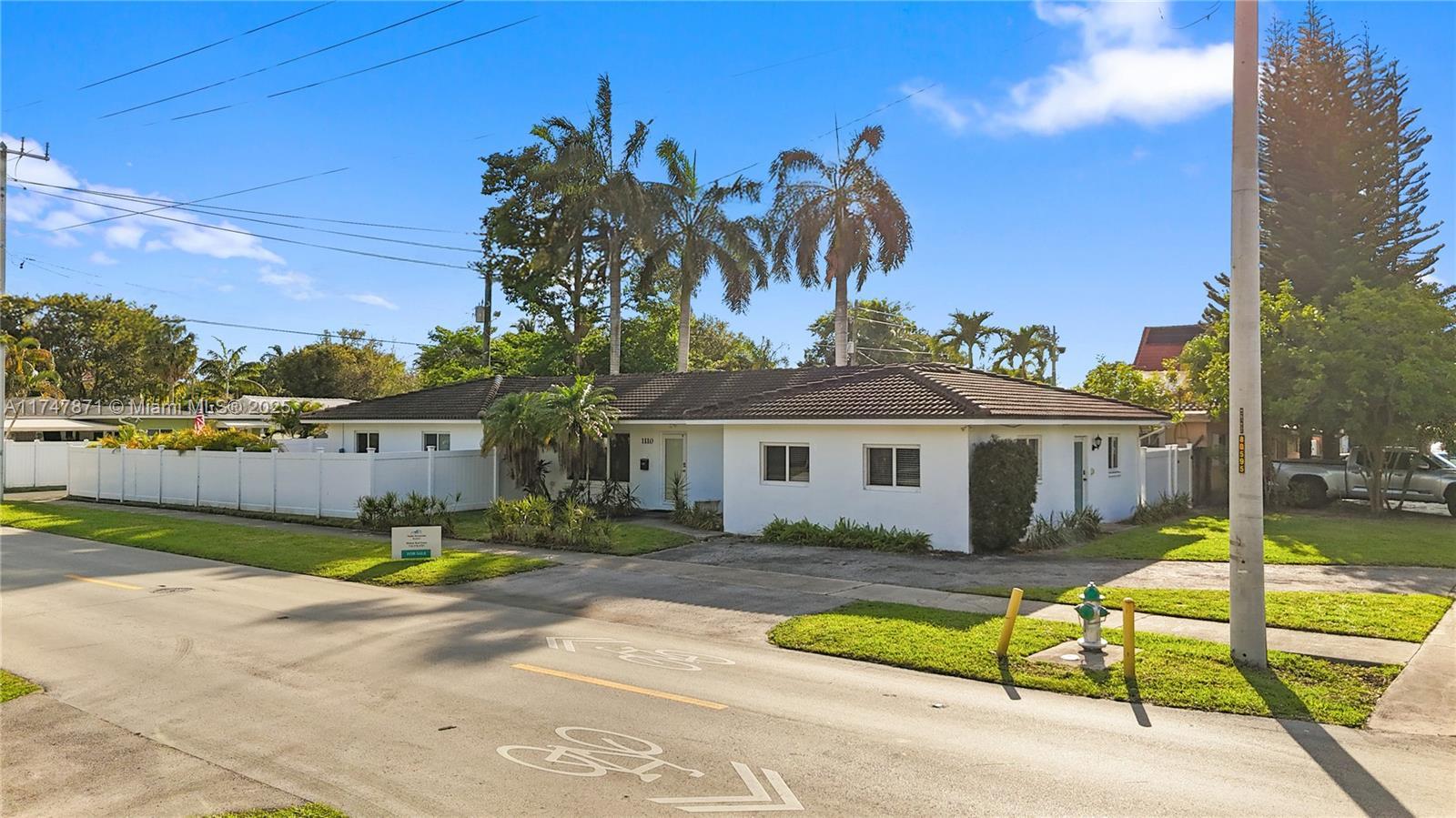 Picture of 1110 S 14Th Ave, Hollywood, FL 33020