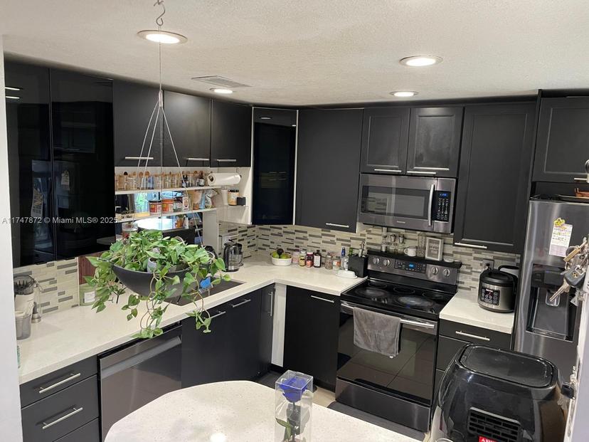 Picture of 9272 NW 49Th Pl, Sunrise FL 33351