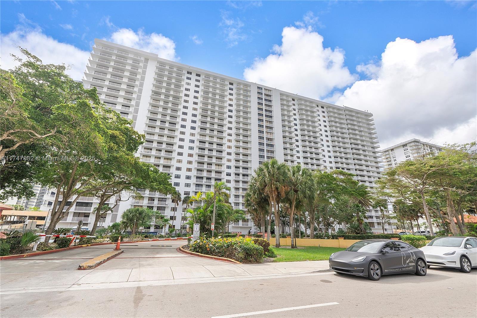 Picture of 210 174Th St # 902, Sunny Isles Beach, FL 33160