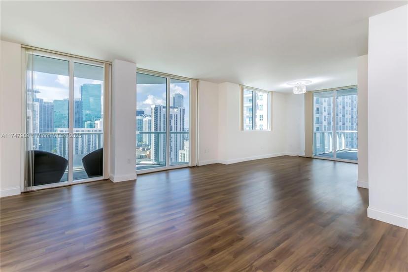 Picture of 253 NE 2Nd St # 3108, Miami FL 33132