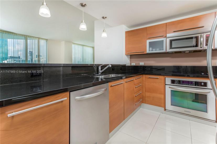 Picture of 253 NE 2Nd St # 3108, Miami FL 33132